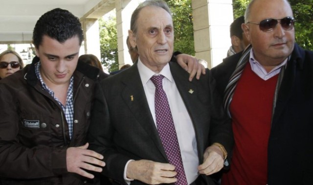 Lopera remite borrador con 