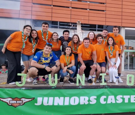 Un millar de personas se solidarizan con la asociación Síndrome de Down