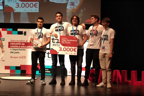 El equipo UJI Robotics Team gana 3.000 euros en el ASTI Robotics Challenge en Burgos