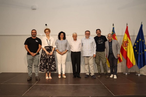 Los Premios Ciudadano 2023 de Torrent reconocen la labor de Amparo Almerich y Soterranya
