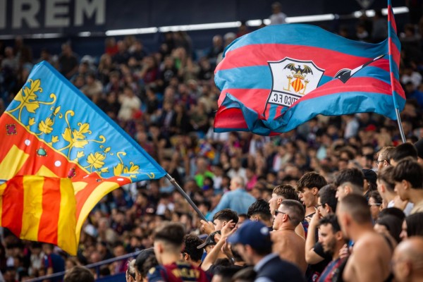 El Levante quiere llenar el Ciutat ante el Ibiza y, de paso, en la visita del Oviedo