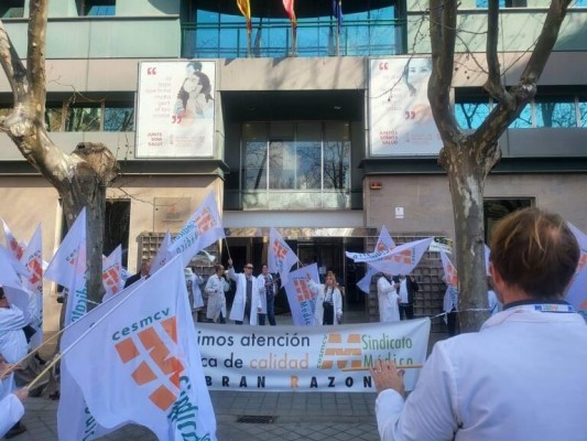 Sanidad cifra en el 2% el seguimiento de la huelga y el CESM la eleva al 65% en Atención Primaria

