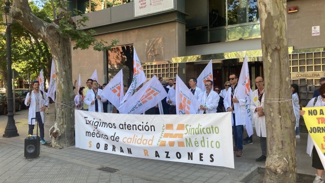Sanidad cifra en el 2% el seguimiento de la huelga y el CESM la eleva al 65% en Atención Primaria

