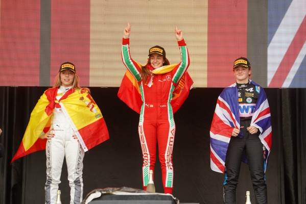 Marta García y Nerea Martí, doblete español en la F1 Academy 