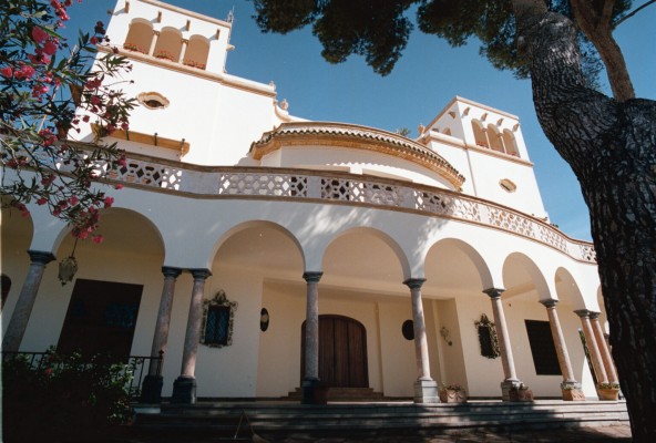 La exposición 'This is Pop!' de Villa Elisa en Benicàssim cierra abril con más de 4.500 visitantes



