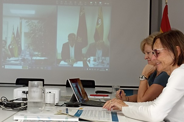 El MITECO acuerda con el Gobierno 
regional consolidar un marco 
compartido de colaboración para la 
recuperación del Mar Menor