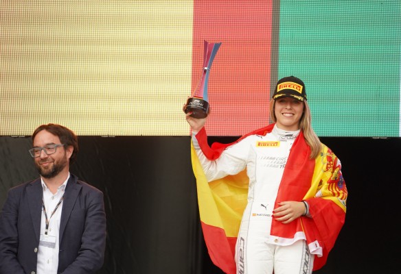 Nerea Martí se sube al podio en la F1 Academy y Liam Hezemans gana en NASCAR