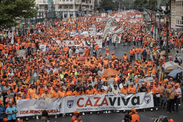 Los cazadores reivindican en València su actividad 