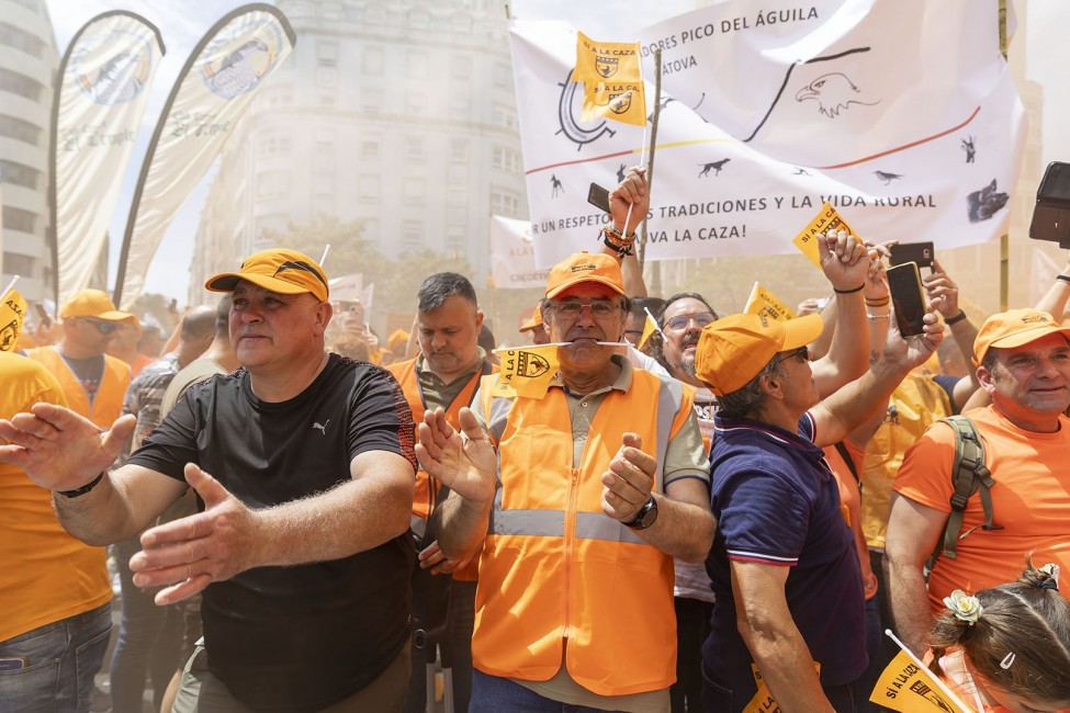 Manifestación de cazadores en València, este sábado.Foto: MARGA FERRER - 