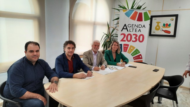 Altea y Turisme CV renuevan su convenio de colaboración para promocionar la localidad 