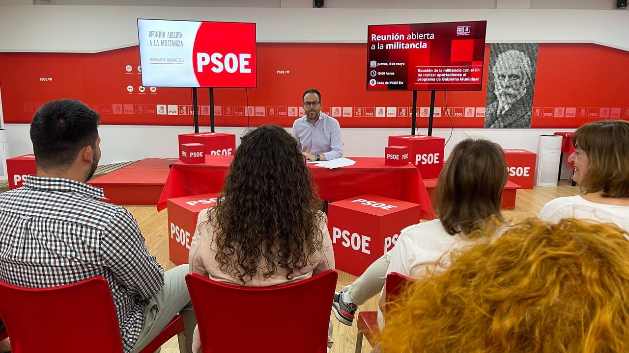 El PSOE de Elche presenta su programa de más de 200 compromisos para la próxima legislatura