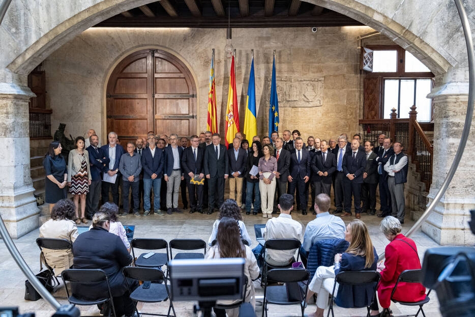 La UJI, Diputación y una decena de ayuntamientos se suman al manifiesto en defensa de la cerámica