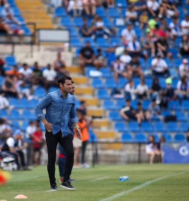 Escobar: “Hay las mismas opciones de descender que de jugar el playoff