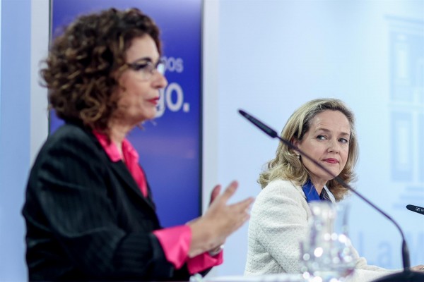 Los bancos del Ibex finalmente pagarán 1.120 millones por el impuesto temporal del Gobierno