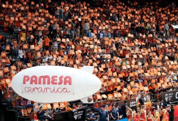 La Fonteta abre la final con 6.972 espectadores, récord del Valencia Basket femenino
