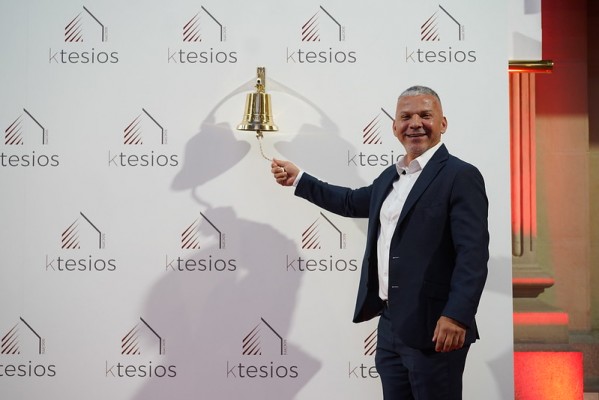 La socimi Ktesios cierra su primer día en BME Growth subiendo un 0,7%