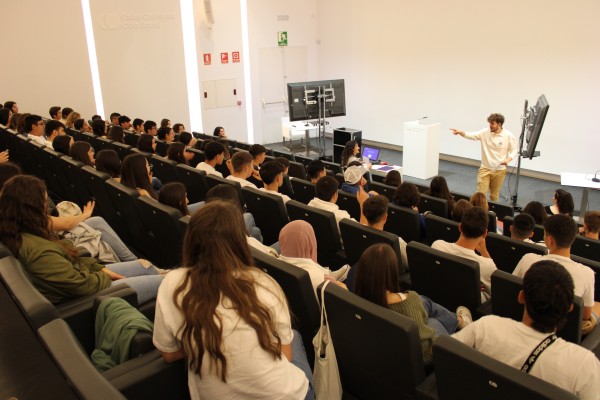 El II Concurso de Educación Financiera de la Fundació Caixa Ontinyent reúne a más de 400 alumnos