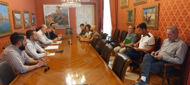 Alicante activa la comisión para atajar el exceso de ruido en el Casco Antiguo pendiente de estudios