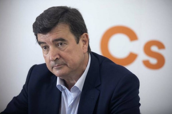 Giner propone un pacto por el alquiler asequible para sacar al mercado 12.000 viviendas
