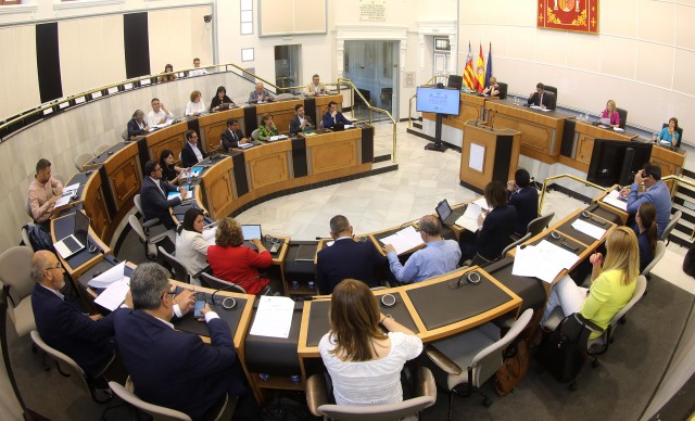 Último pleno de la Diputación: los proyectos para Elche, a expensas del extraordinario a final de mayo