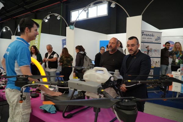 Más de 60 centros de FP y empresas se reúnen en la Feria del Estudiante en Vila-real