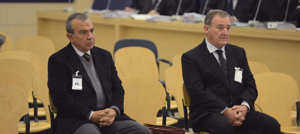 Roberto López Abad y Juan Ramón Avilés, durante el juicio (EFE) - 
