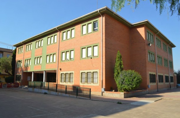 Burriana pedirá a Educación las competencias para rehabilitar el CEIP Roca i Alcaide

