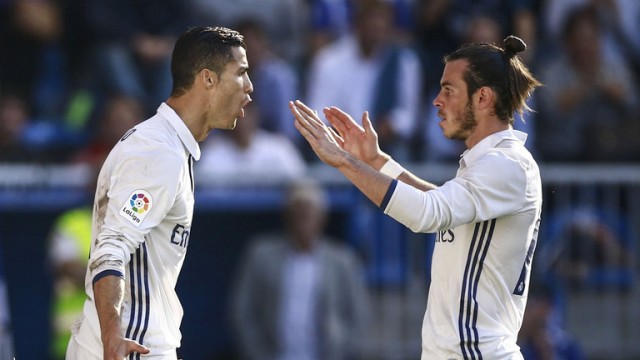 Cristiano y Morata mantienen líder al Real Madrid