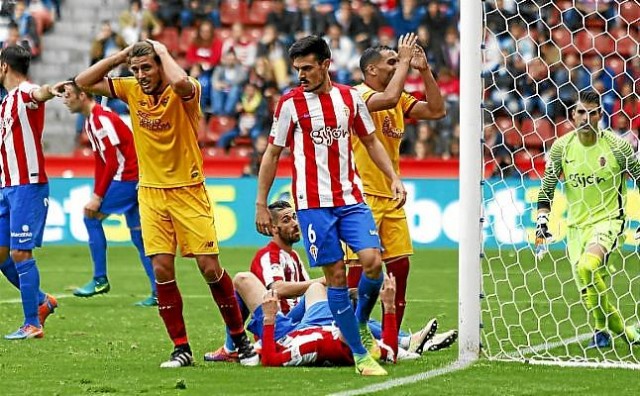 El Sevilla no aprovecha su dominio y cede un empate ante el Sporting