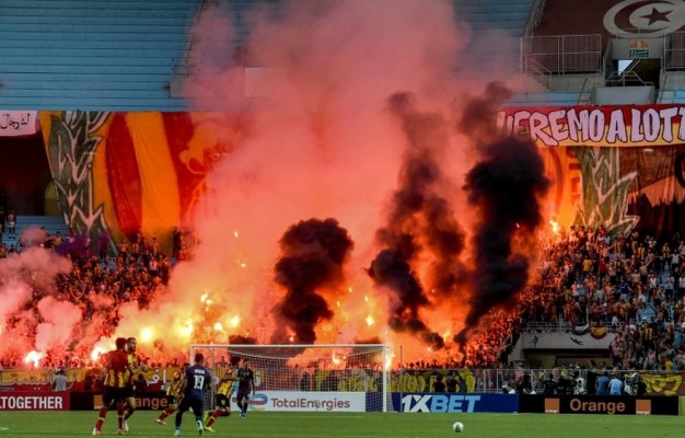 CAF condena la violencia en Túnez tras el uso de una motosierra en el estadio

