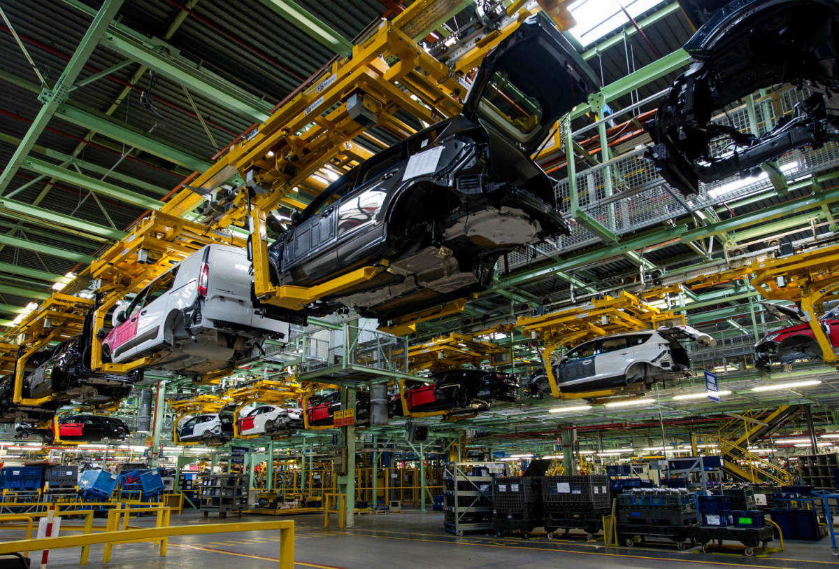 Unos 700 empleados de Ford pararán por el ERTE la primera semana de mayo