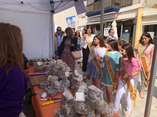 La IV Fira Gastronòmica de Alcossebre reúne productos de proximidad y 'showcookings'