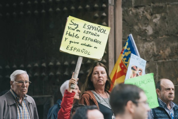 Contra la política