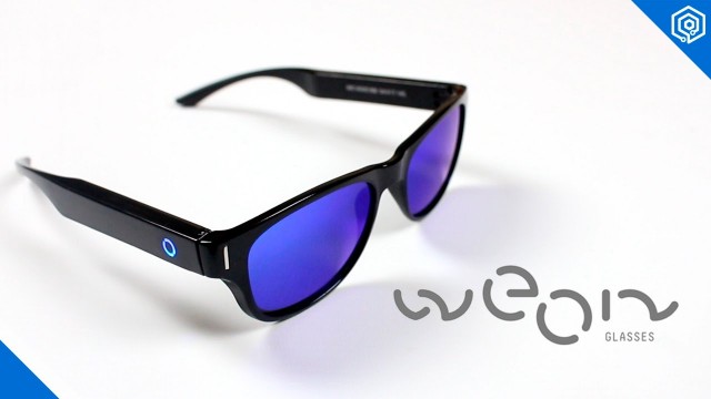 Una empresa lanza  'WeOn Glasses' que permite conectar gafas inteligentes con teléfonos para luchar contra agresiones