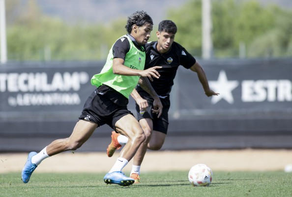 El camino del 'play off' pasa por Lezama