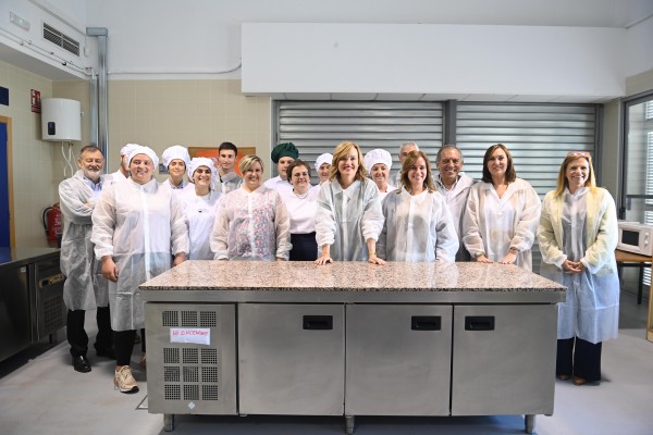 Xixona busca la FP dual en el turrón: sinergia entre el instituto y las fábricas 