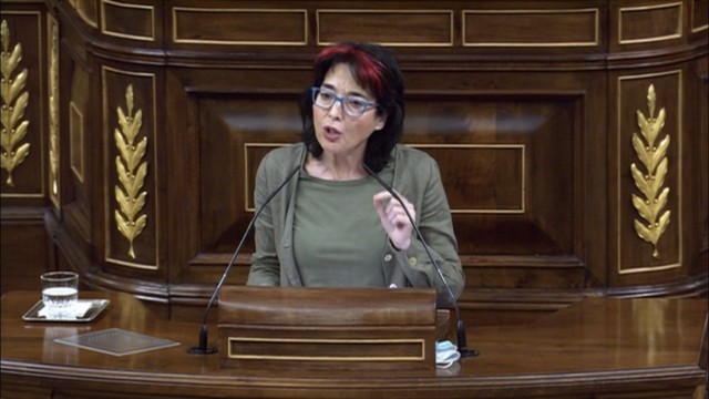 La diputada de Podemos por Castellón Marisa Saavedra se desvanece en la votación del Congreso