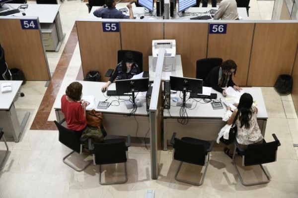 Los sindicatos dan el 'ok' a la jornada de 35 horas en la Región