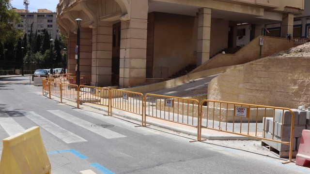 Benidorm renueva el asfaltado en Alfredo Corral, la zona alta de l’Aigüera y la calle Maravall