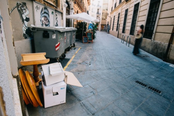 València suspende en limpieza viaria según una encuesta de la OCU