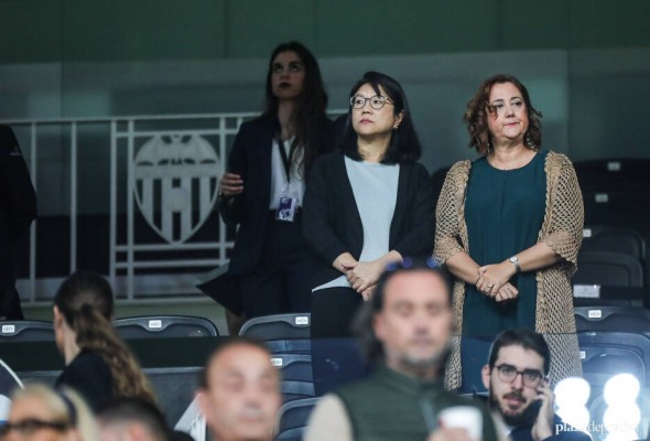 LaLiga denuncia insultos a Rubiales, Peter Lim y Layhoon en Mestalla