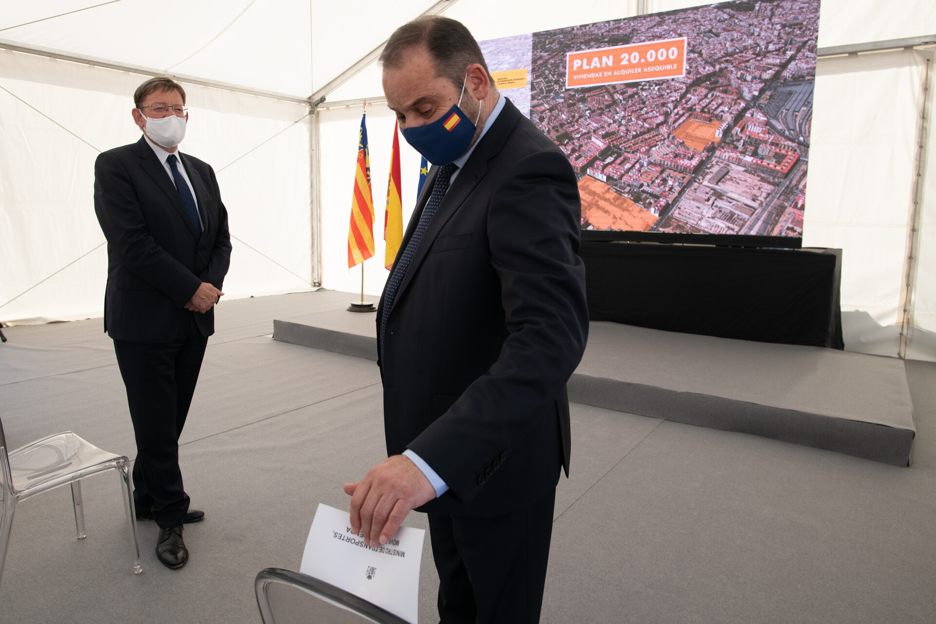 Sánchez rescata un plan que anunció Ábalos en 2018 para construir 20.000 viviendas 