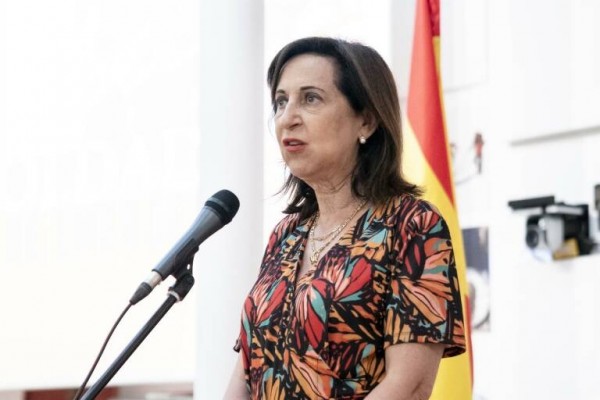 Robles avanza que el Gobierno aprobará en breve las 20.000 viviendas repartidas por todo el país
