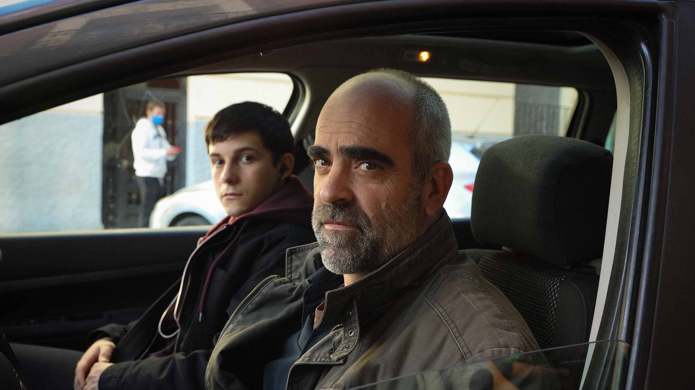 La Ciudad de la Luz recupera los rodajes con una serie protagonizada por Luis Tosar y Blanca Portillo