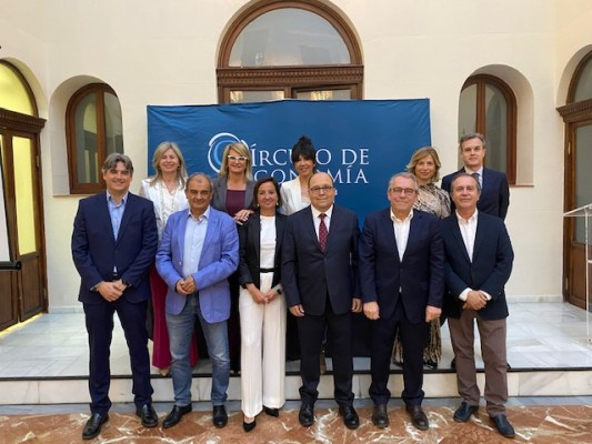 El Círculo de Economía de la Región reelige a Joaquín Hernández (BSI) como presidente 