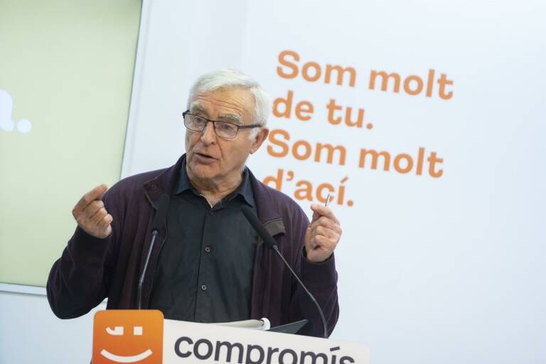 Ribó anuncia wc públicos y fuentes de agua refrigerada en todos los barrios
