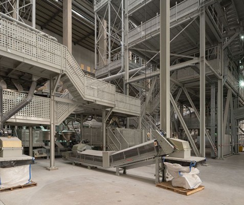 Chumillas Technology equipa la nueva línea de producción Dekton de Cosentino