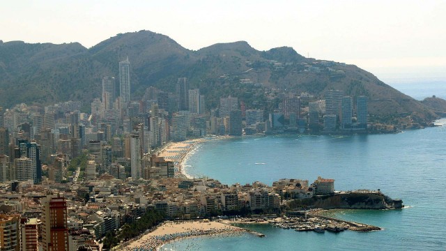 Benidorm convoca ayudas de hasta 9.000 euros para cubrir gastos de empresas y emprendedores