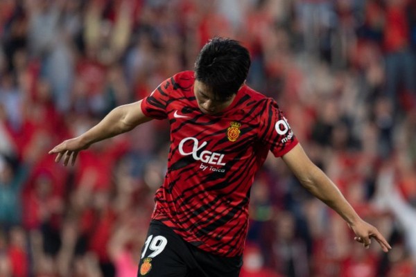 Kang In Lee, ídolo en Corea del Sur, revoluciona al Mallorca