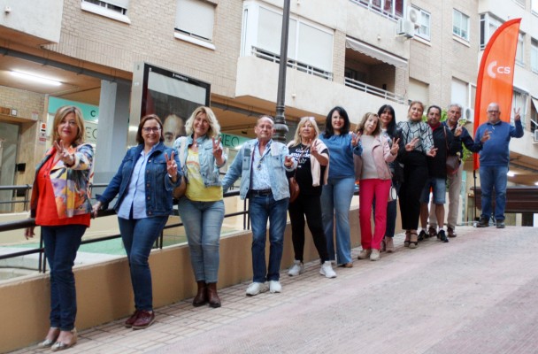 Ciudadanos de Benidorm presenta su lista para las elecciones municipales con Victoria Villar al frente